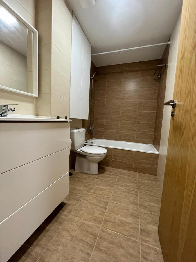 Apartamento Con Terraza,2 Min De La Playa, Арес Экстерьер фото